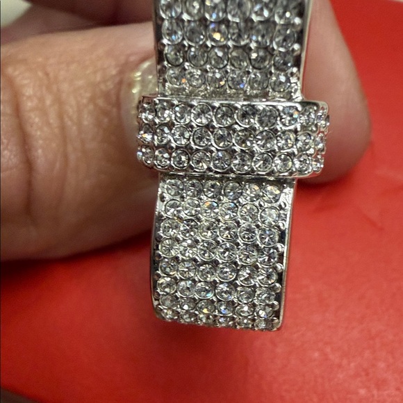 Swarovski Elegant Silver Bow Ring - Picture 6 of 8